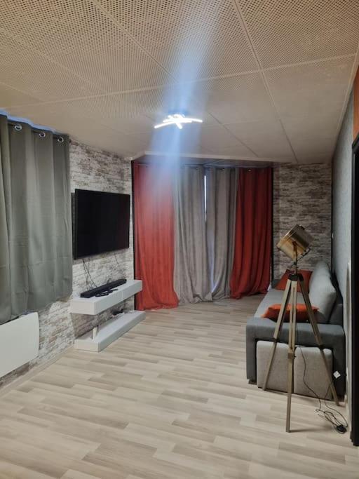 Cosy Loft - Calais Apartment Luaran gambar